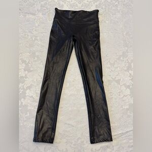 Spanx Shape Faux Leather Black Leggings Size XS  Yoga Gym Slimming 2437